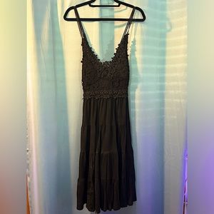 NWOT - Women’s Black midi dress with lace top